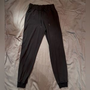 Black Lululemon pants